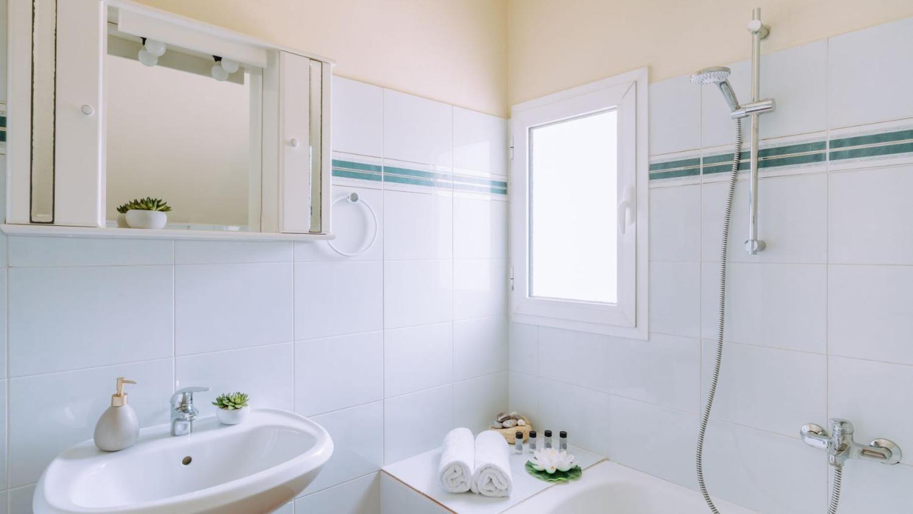 Lithostroto Suites Argostoli  Eksteriør billede